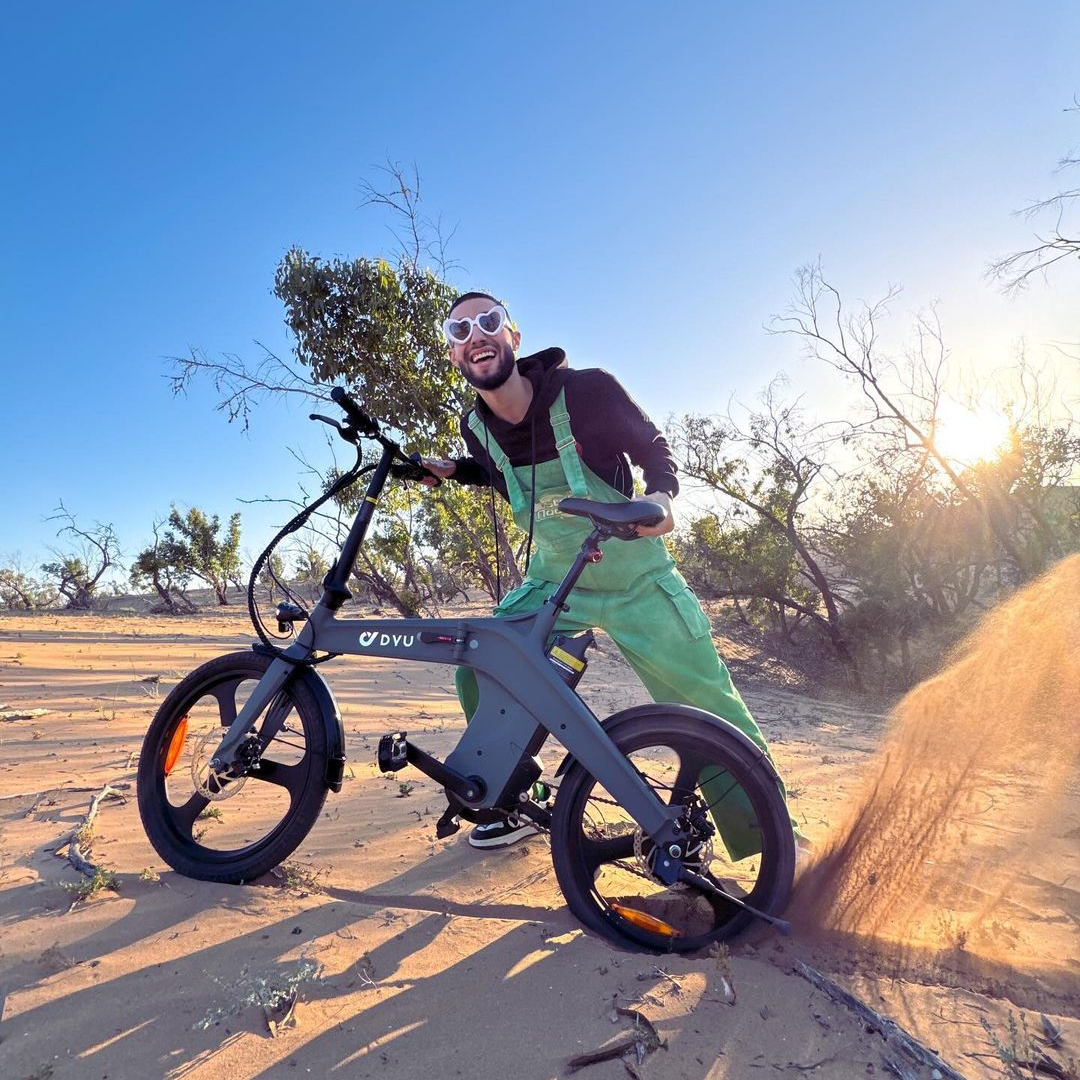GIORGIO and his DYU E BIKE