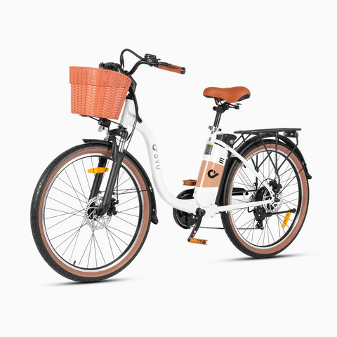 DYU C6 Pro stads elektrische fiets met een oranje mand en bruin leren zadel.