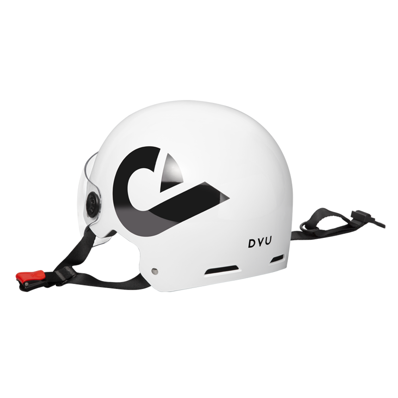 Witte DYU fietshelm met zwart logo voor veilige en comfortabele fietservaring.